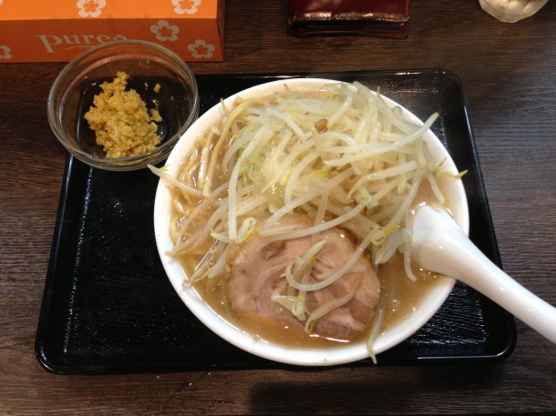 二郎系ラーメン「豚そば秀吉」のラーメン