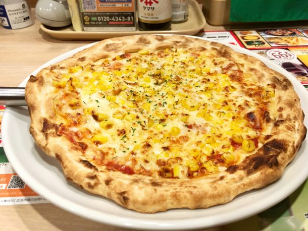 ガストのマヨコーンピザ
